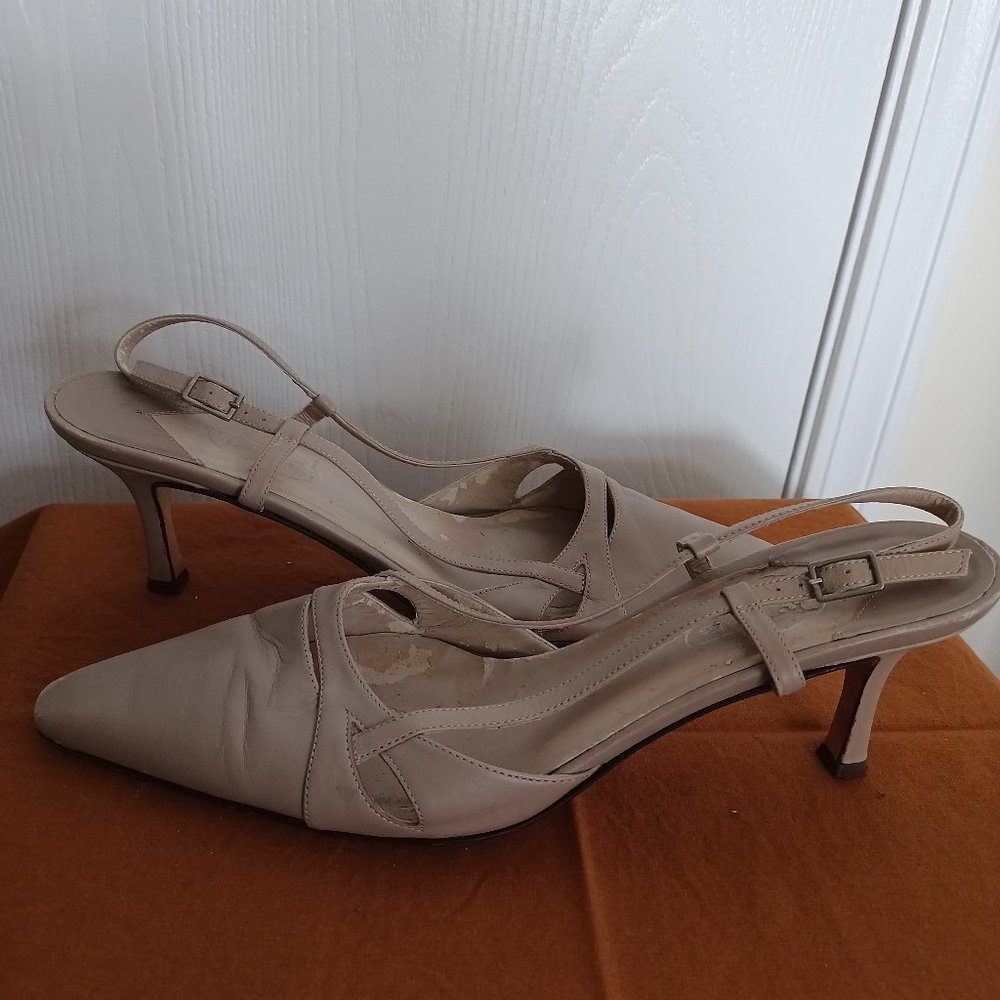 Talbots high heeled sligbacks. Made in Italy